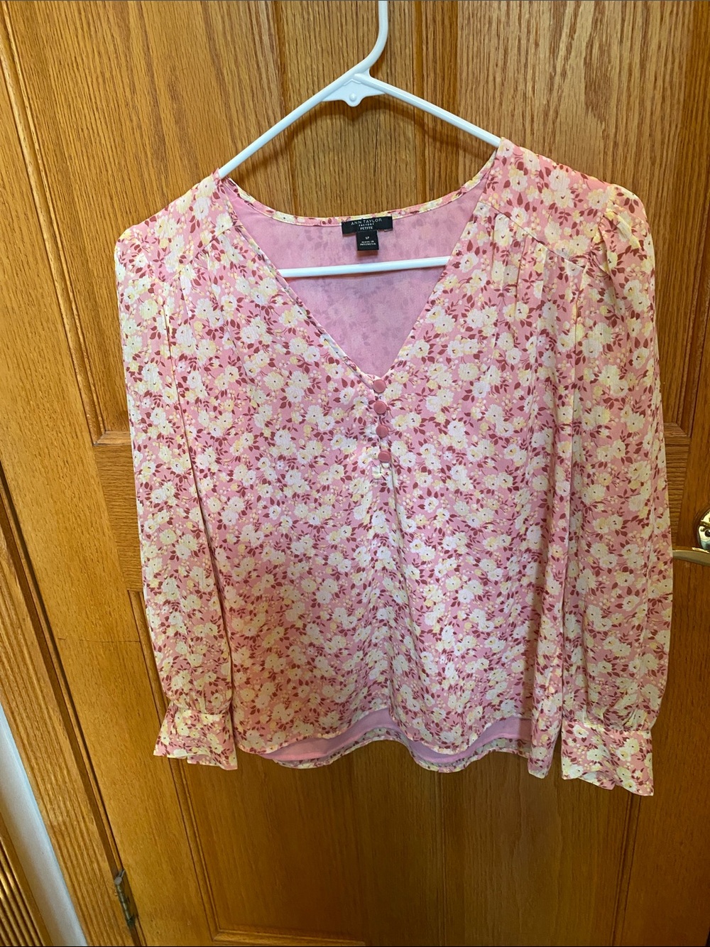 Ann Taylor Floral Blouse 
Size SP